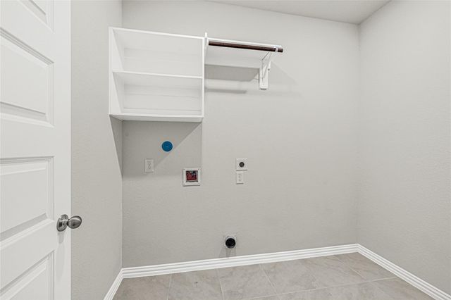 17830 Typhoon Way, Crosby, TX 77532