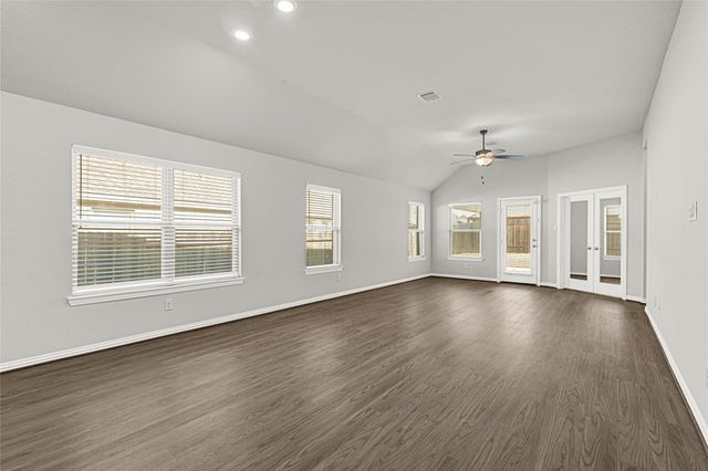 17830 Typhoon Way, Crosby, TX 77532