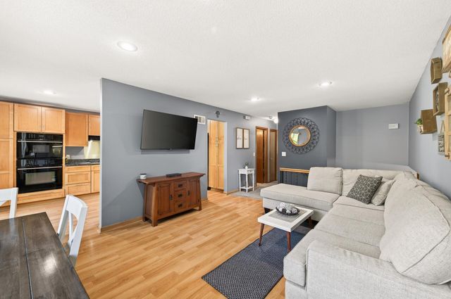12630 25th Avenue N, Plymouth, MN 55441