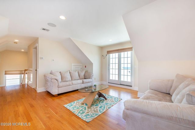 703 Ocean Avenue, Point Pleasant Beach, NJ 08742