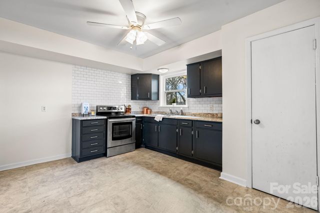 302 Ramsey Street, Morganton, NC 28655