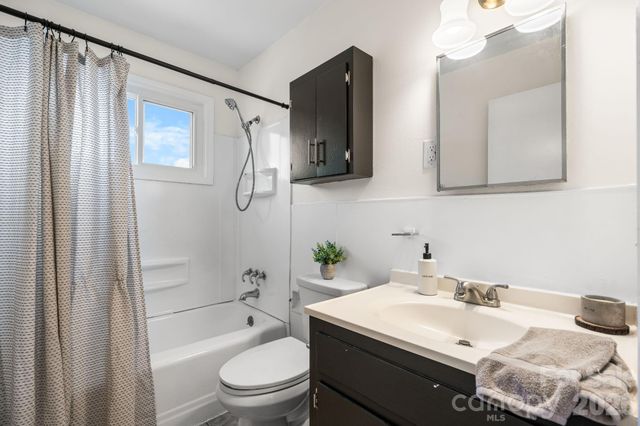 302 Ramsey Street, Morganton, NC 28655