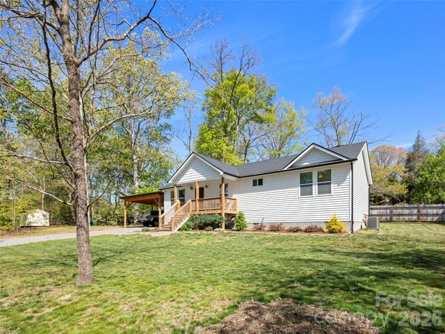 14 Avena Street, Black Mountain, NC 28711