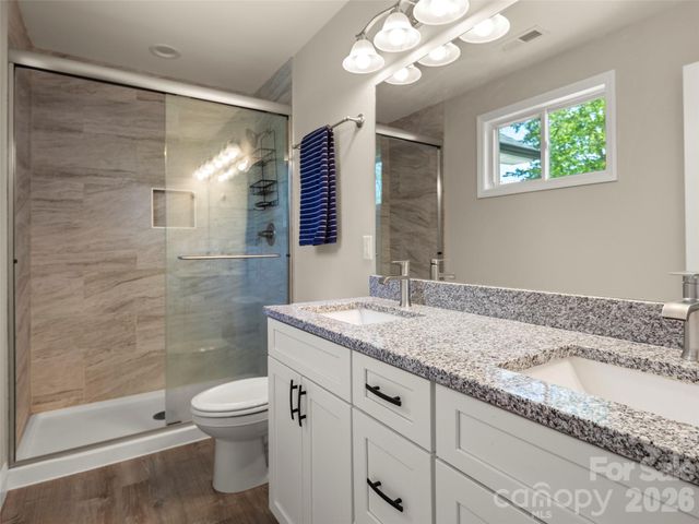 14 Avena Street, Black Mountain, NC 28711