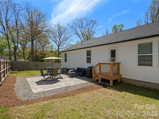 14 Avena Street, Black Mountain, NC 28711