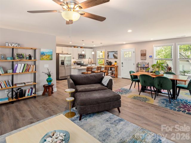 14 Avena Street, Black Mountain, NC 28711