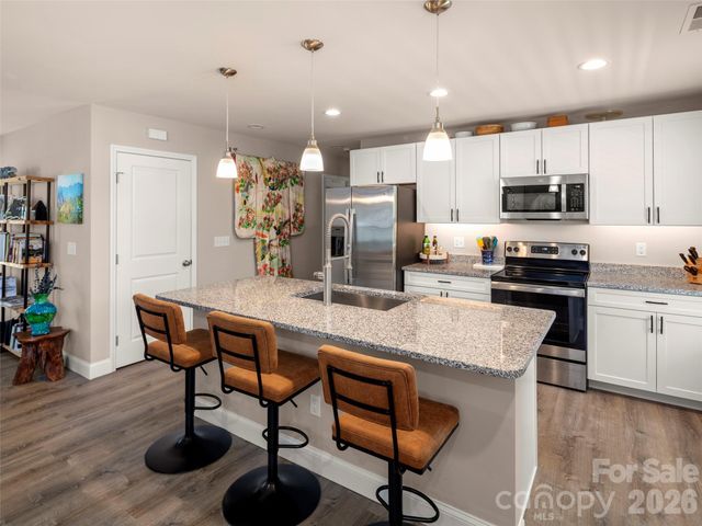 14 Avena Street, Black Mountain, NC 28711