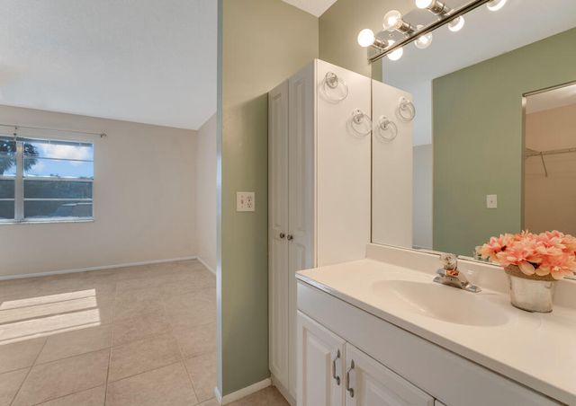 176 Lake Carol Drive, West Palm Beach, FL 33411