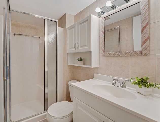 176 Lake Carol Drive, West Palm Beach, FL 33411