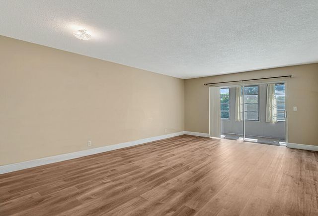 176 Lake Carol Drive, West Palm Beach, FL 33411