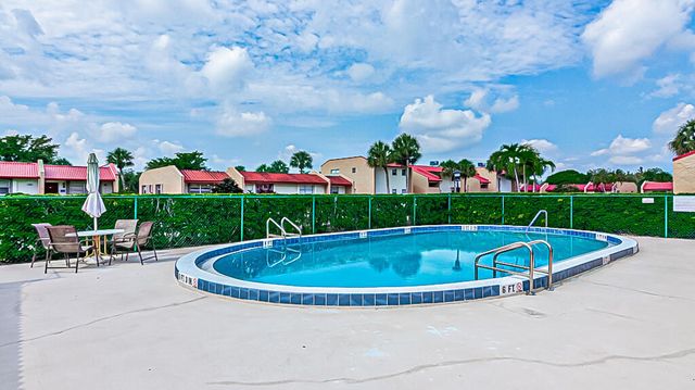 176 Lake Carol Drive, West Palm Beach, FL 33411