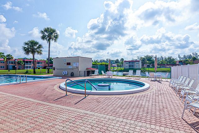 176 Lake Carol Drive, West Palm Beach, FL 33411