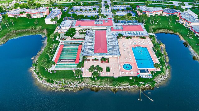 176 Lake Carol Drive, West Palm Beach, FL 33411