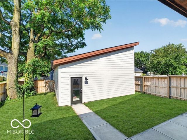 2402 N Talbott Street, Indianapolis, IN 46205