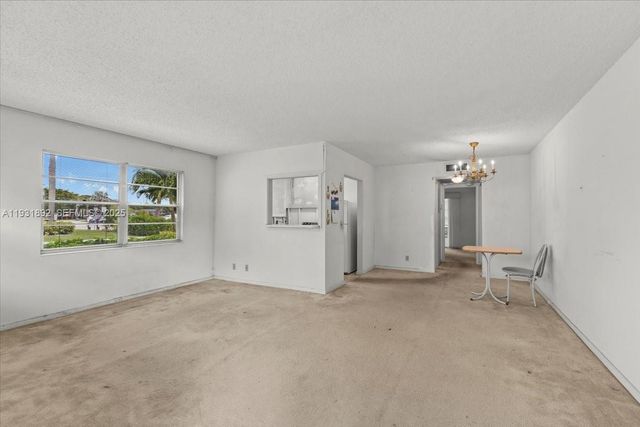 349 Oakridge T 349, Deerfield Beach, FL 33442