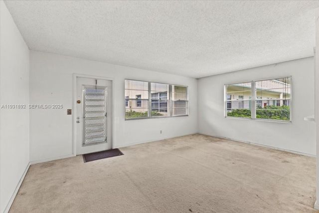 349 Oakridge T 349, Deerfield Beach, FL 33442