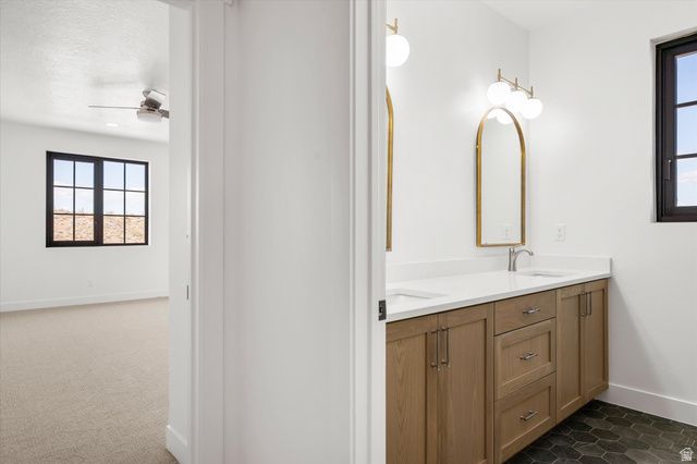 4324 S SECRETARIAT DR, Washington, UT 84780