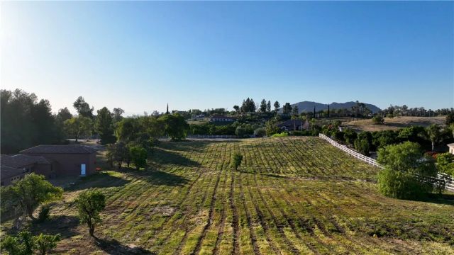 41425 Via Del Toronjo, Temecula, CA 92592