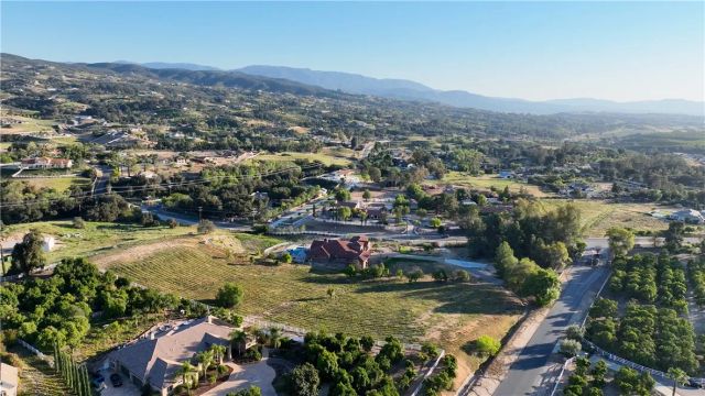 41425 Via Del Toronjo, Temecula, CA 92592