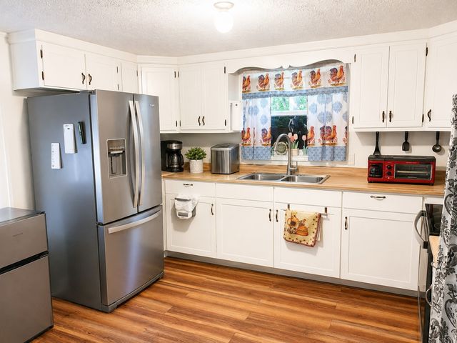 4052 Highland Ln, Crossville, TN 38555