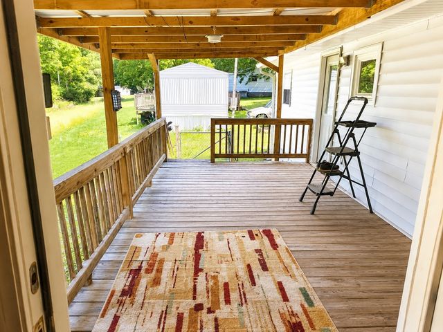 4052 Highland Ln, Crossville, TN 38555