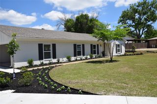7921 Oak Parkway, Burleson, TX 76028
