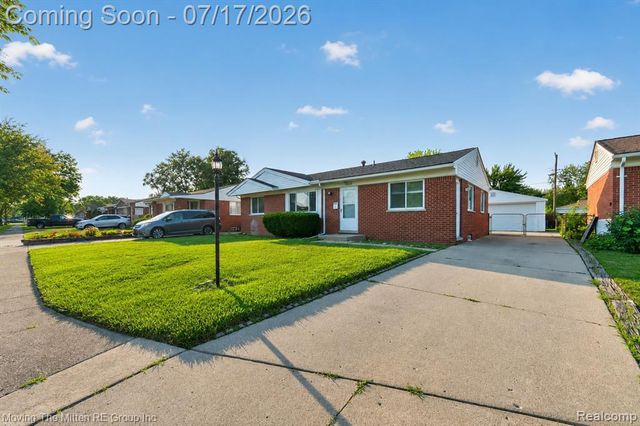 34624 Michelle Drive, Romulus, MI 48174