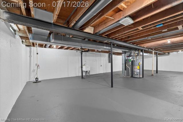 34624 Michelle Drive, Romulus, MI 48174