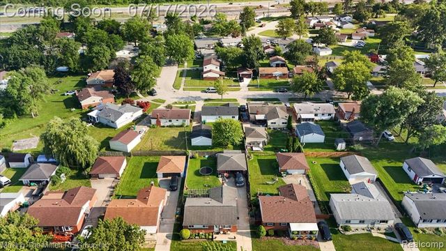 34624 Michelle Drive, Romulus, MI 48174