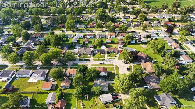 34624 Michelle Drive, Romulus, MI 48174