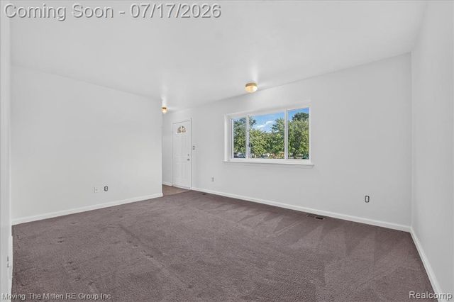 34624 Michelle Drive, Romulus, MI 48174
