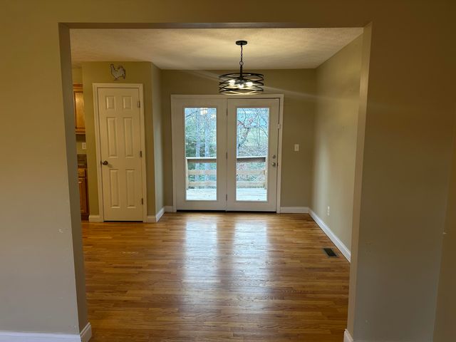 1933 Holly Grove Road, Corbin, KY 40701