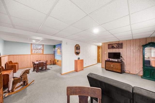 902 Aspen Street, Hebron, IN 46341