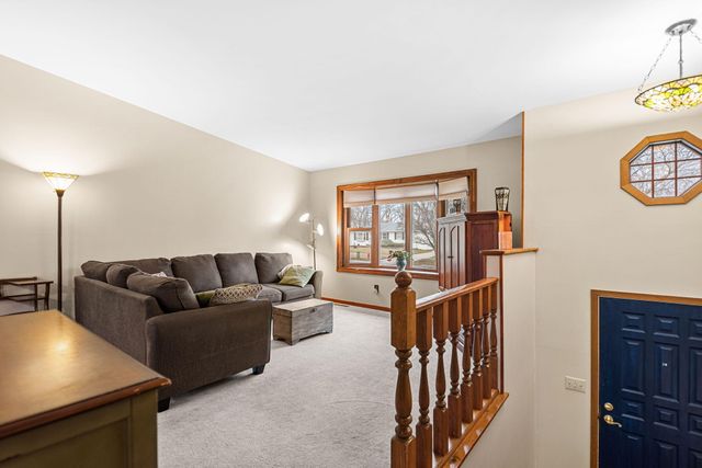 902 Aspen Street, Hebron, IN 46341