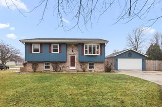 902 Aspen Street, Hebron, IN 46341