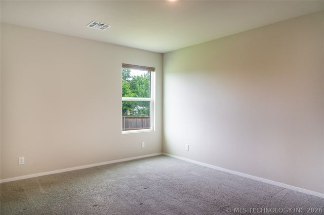 20891 McKellop Drive, Kellyville, OK 74039