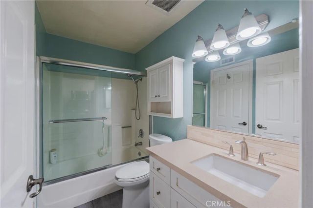 20251 Cape Coral Ln 202, Huntington Beach, CA 92646