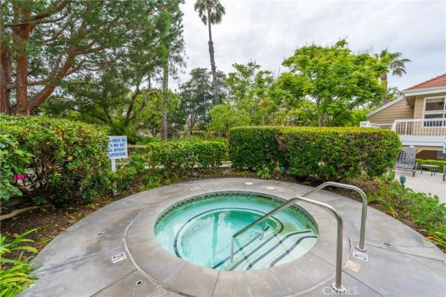20251 Cape Coral Ln 202, Huntington Beach, CA 92646