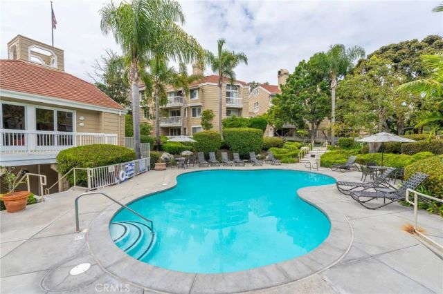20251 Cape Coral Ln 202, Huntington Beach, CA 92646