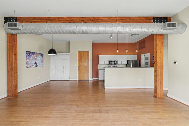 2502 Live Oak Street 338, Dallas, TX 75204