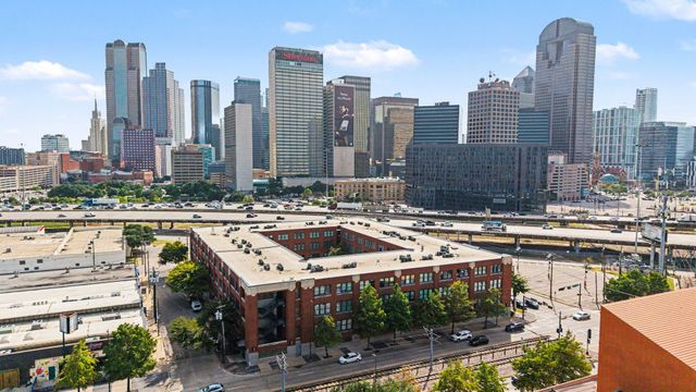 2502 Live Oak Street 338, Dallas, TX 75204