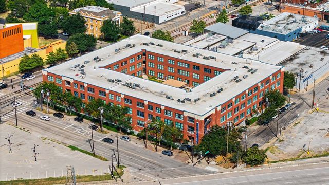 2502 Live Oak Street 338, Dallas, TX 75204