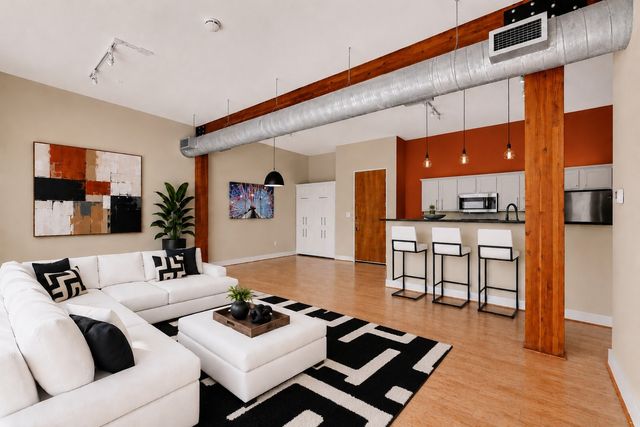 2502 Live Oak Street 338, Dallas, TX 75204