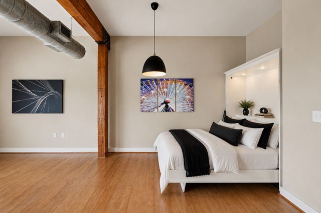 2502 Live Oak Street 338, Dallas, TX 75204