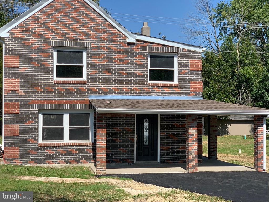 276 WOODSTOWN DARETOWN, Pittsgrove, NJ 08318