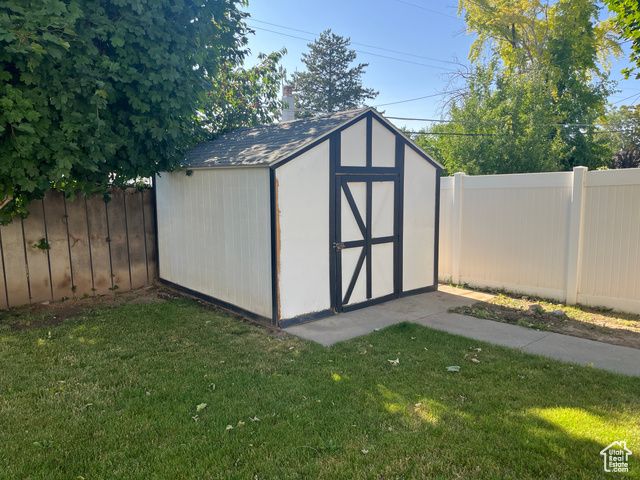 1764 S SORRENTO DR, Woods Cross, UT 84087