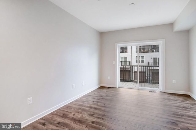 44499 WOLFHOUND SQ, Ashburn, VA 20147