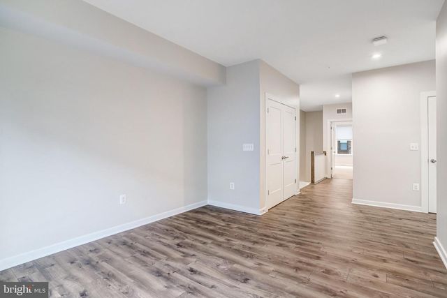 44499 WOLFHOUND SQ, Ashburn, VA 20147