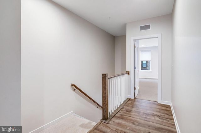 44499 WOLFHOUND SQ, Ashburn, VA 20147