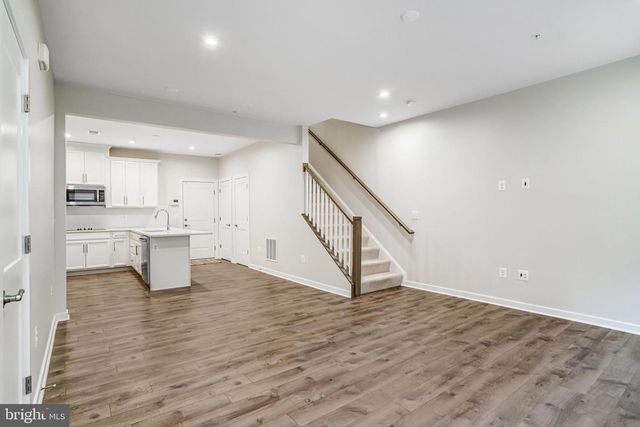 44499 WOLFHOUND SQ, Ashburn, VA 20147